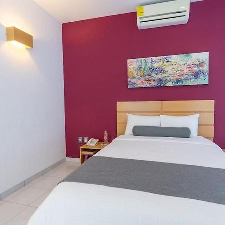 Hotel Barante Suites Salamanca Luaran gambar
